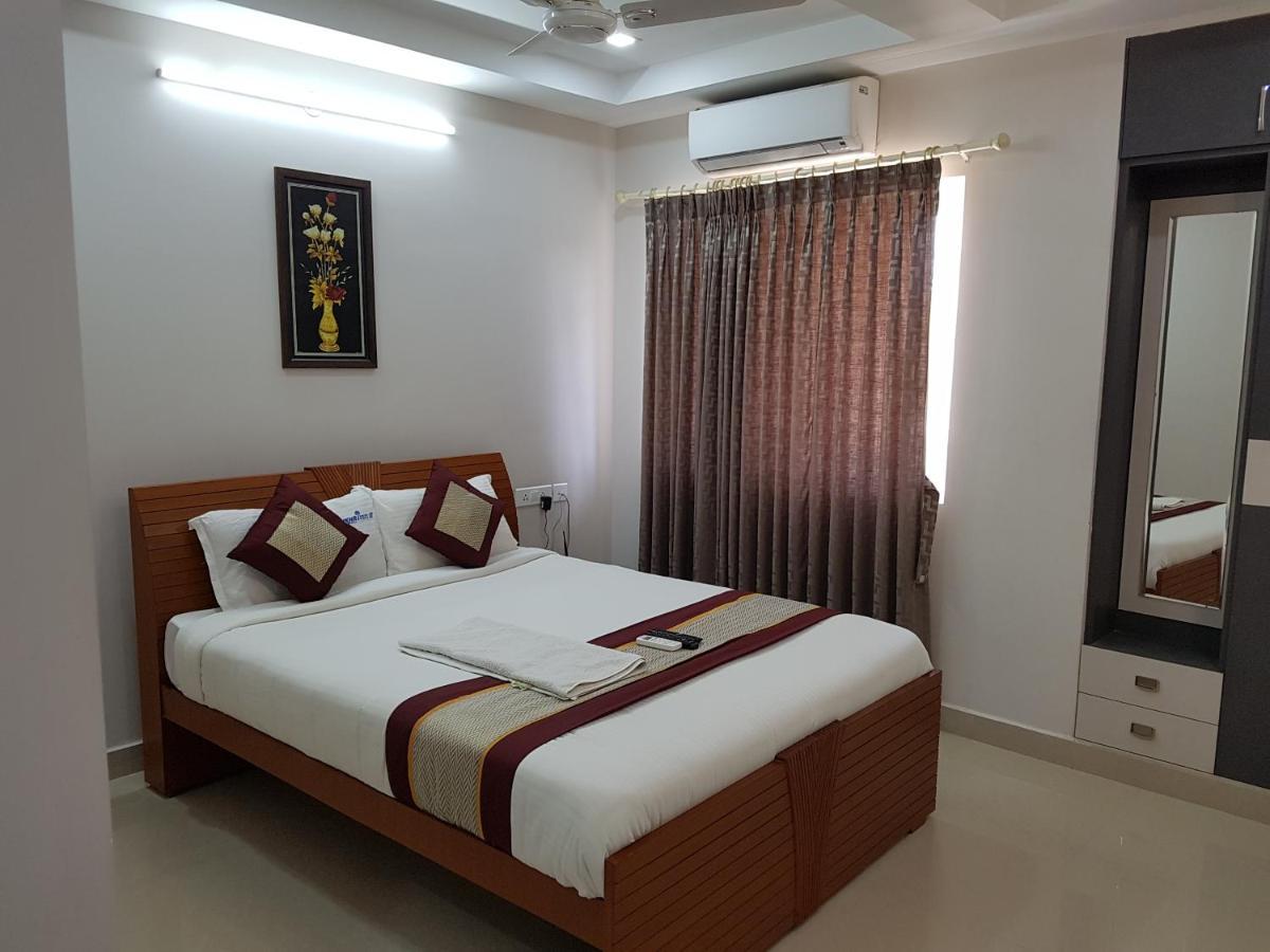 R-Hotels Rithikha Inn Porur Chennai Exterior photo